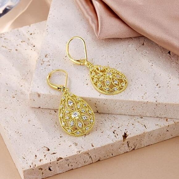 925 Sterling Filigree Teardrop Cubic Leverback Dangle Earrings for Women - Picture 3 of 5
